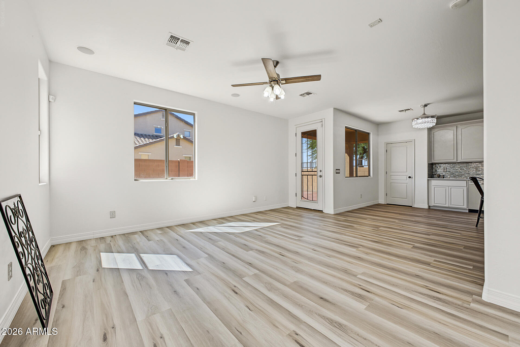 3853 E Claxton Avenue - Photo 13