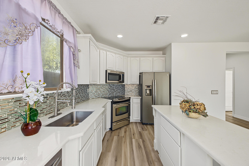 3853 E Claxton Avenue - Photo 18