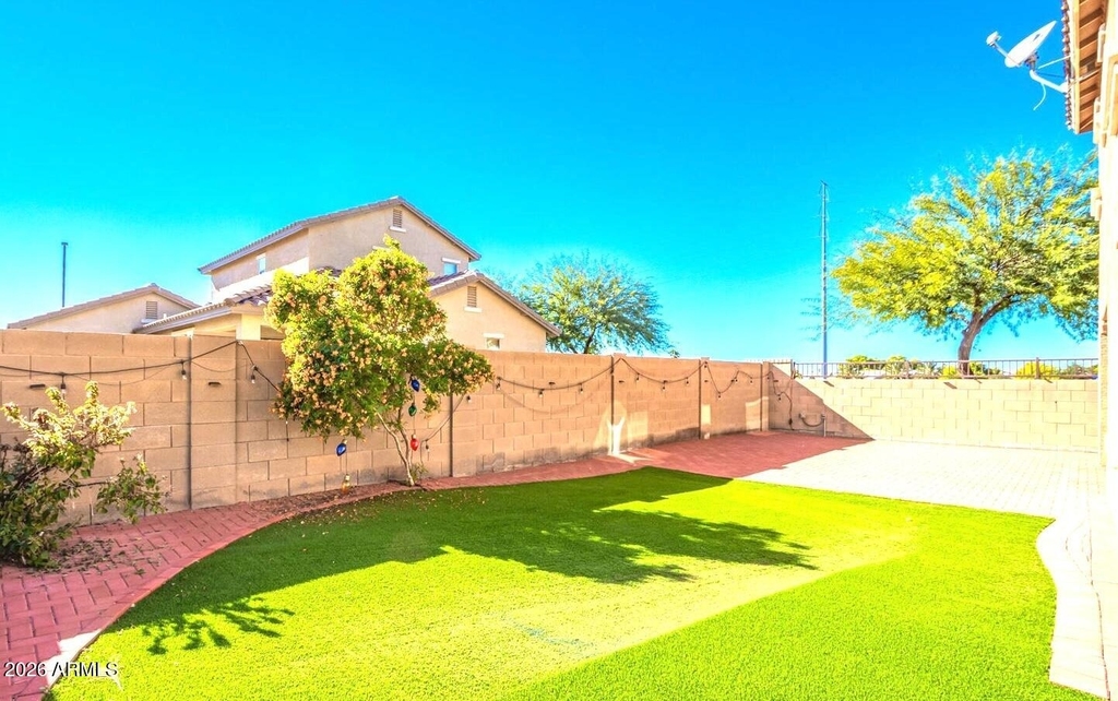 3853 E Claxton Avenue - Photo 2