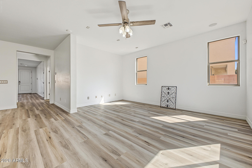 3853 E Claxton Avenue - Photo 12