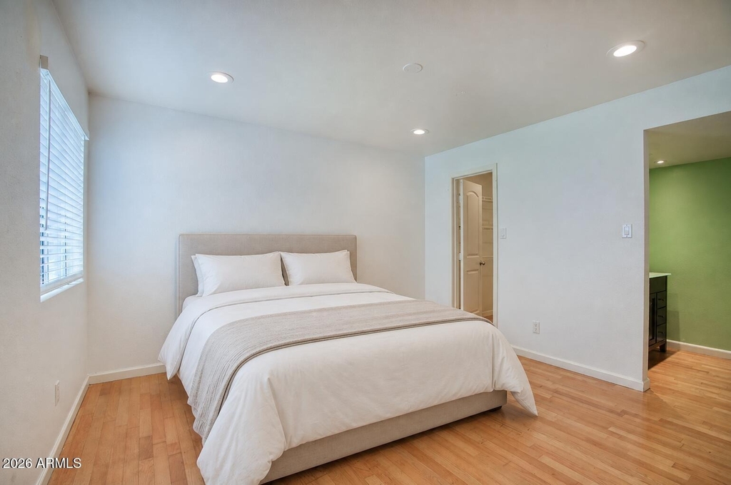 4410 N Longview Avenue - Photo 8