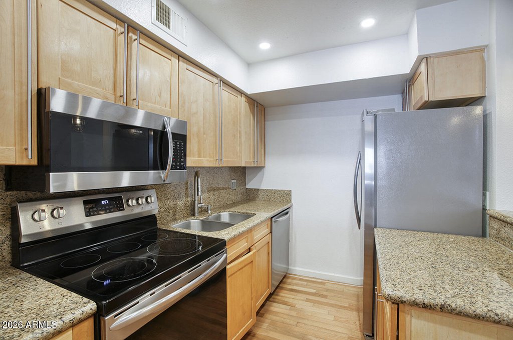 4410 N Longview Avenue - Photo 5