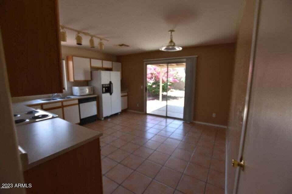 11947 W Columbine Drive - Photo 10