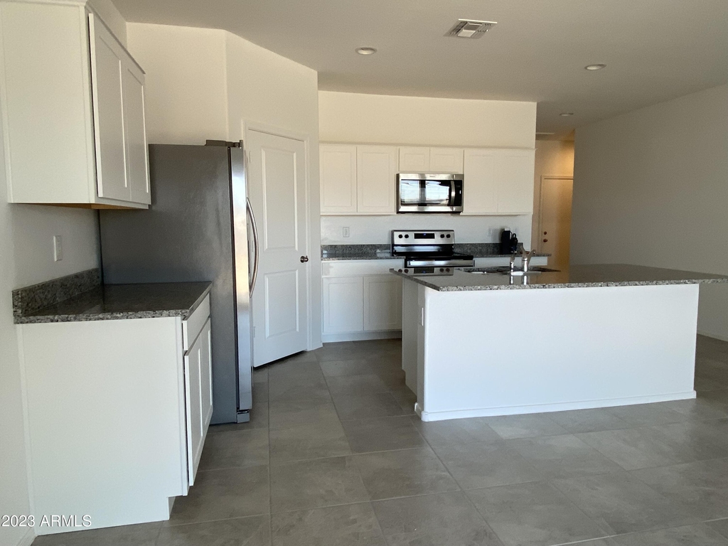 1164 W Del Monte Place - Photo 3