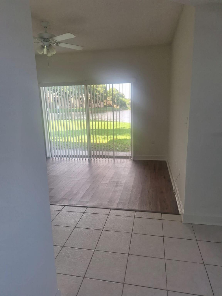 2151 Nw 96th Terrace - Photo 2
