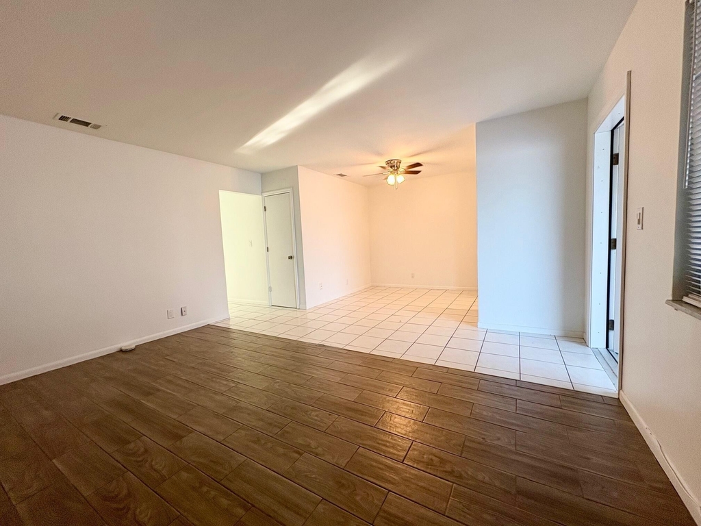 305 Se 9th Avenue - Photo 7