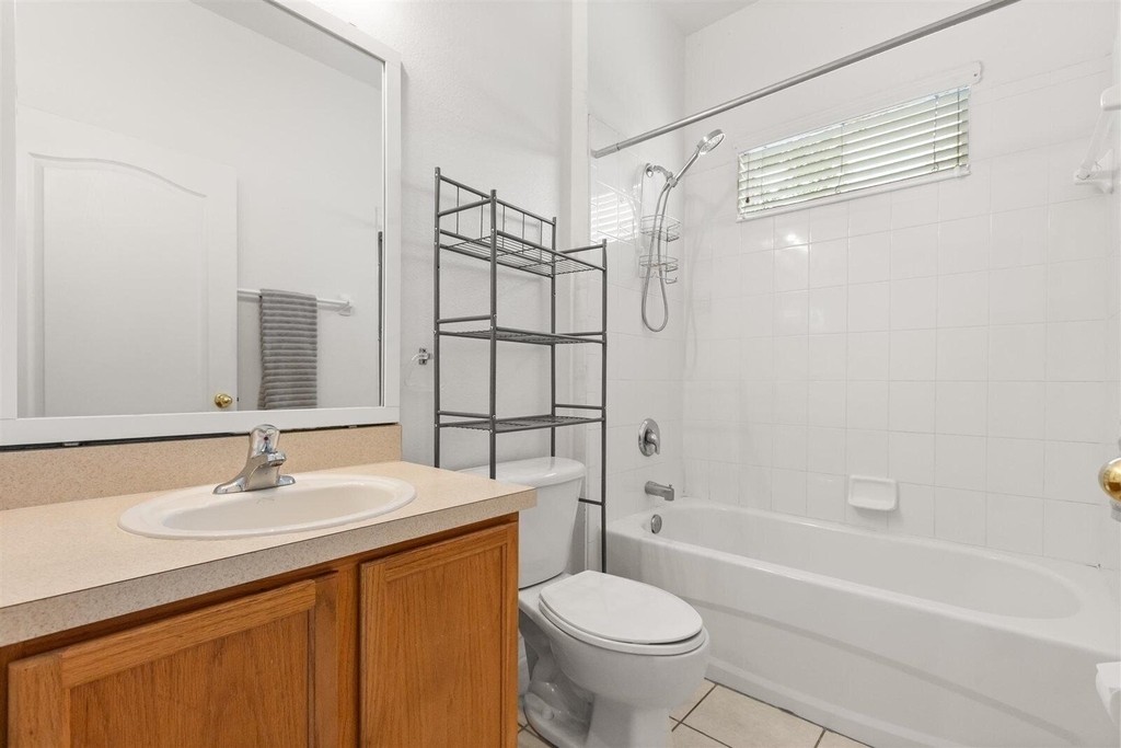 9406 Candice Court - Photo 23