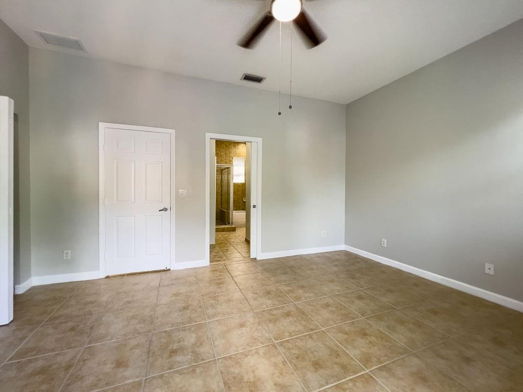 2379 Vintage Drive - Photo 3