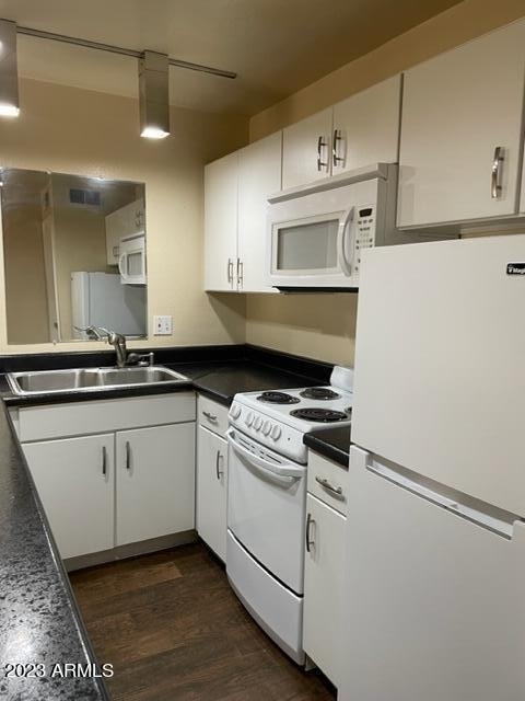 8055 E Thomas Road - Photo 3