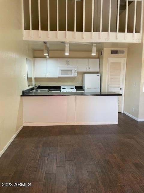 8055 E Thomas Road - Photo 1