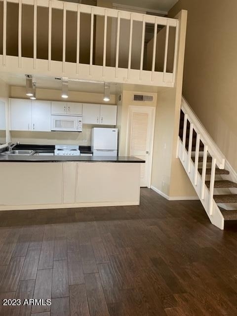 8055 E Thomas Road - Photo 2