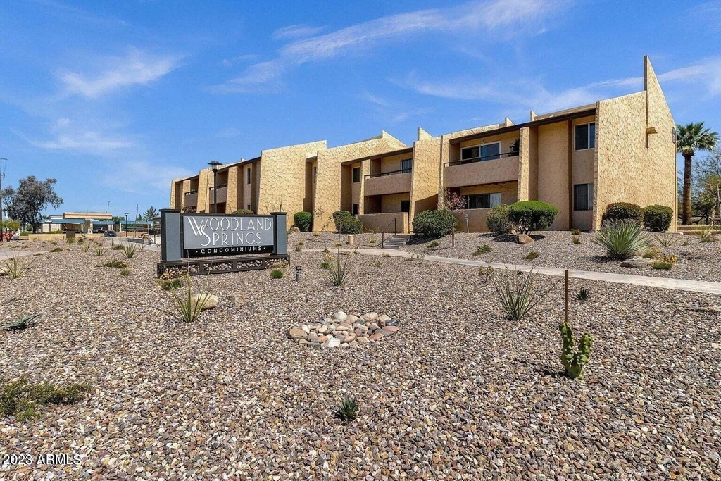 8055 E Thomas Road - Photo 11