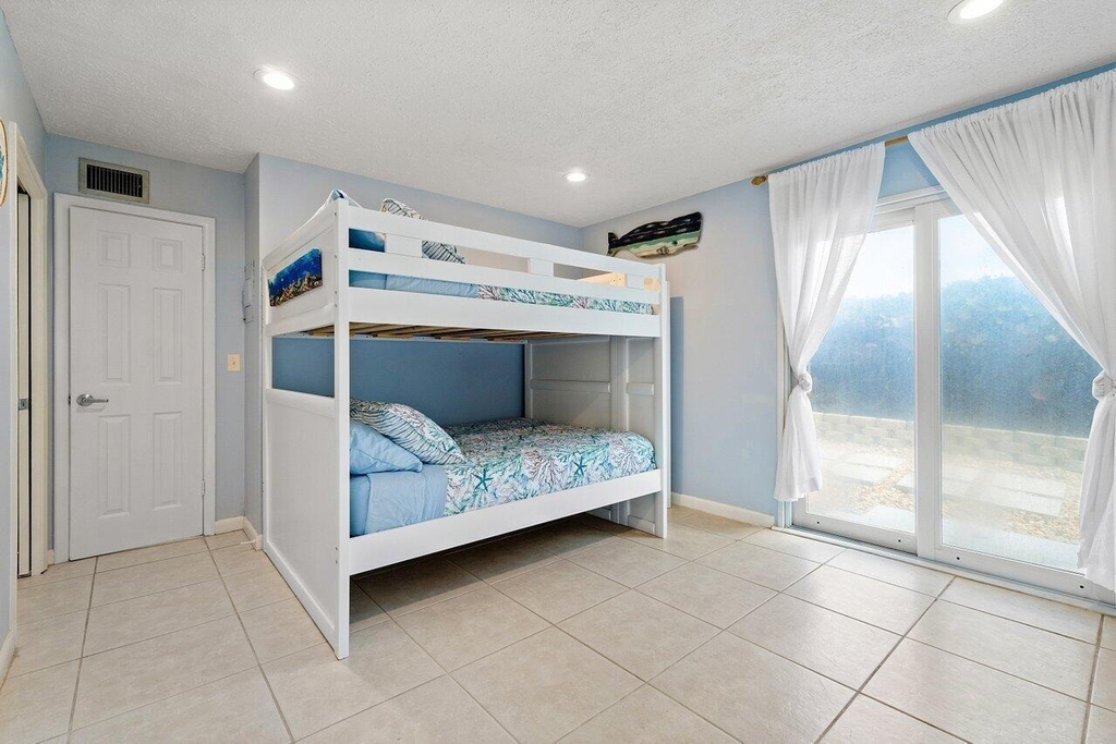 1457 Ne Ocean Boulevard - Photo 18