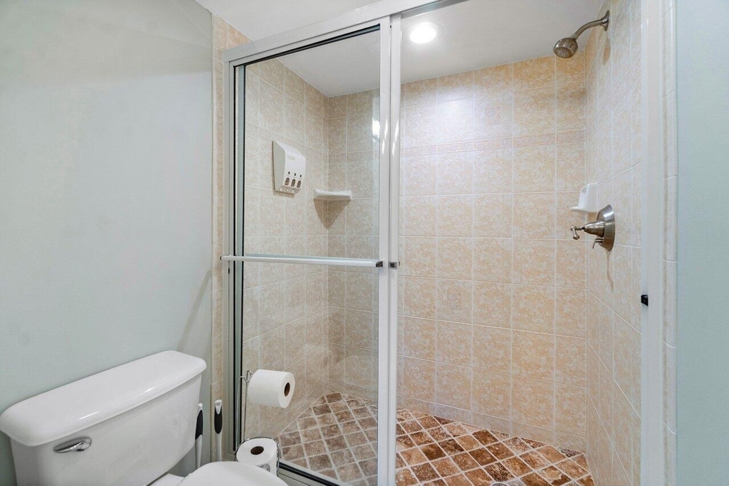 1457 Ne Ocean Boulevard - Photo 17