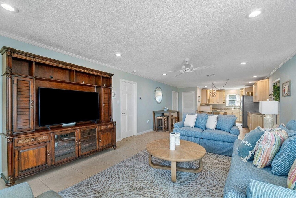 1457 Ne Ocean Boulevard - Photo 11