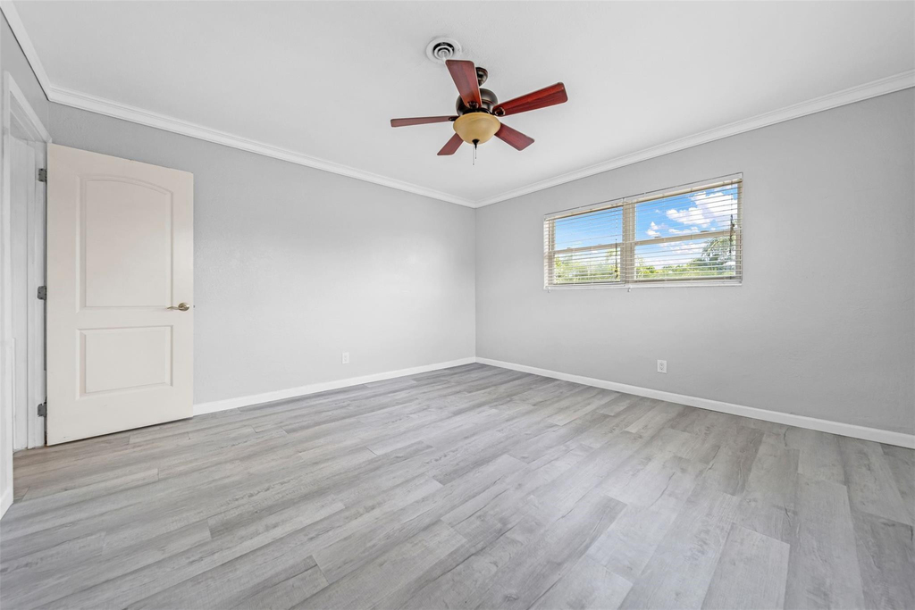 2591 Ne 55th Court - Photo 9