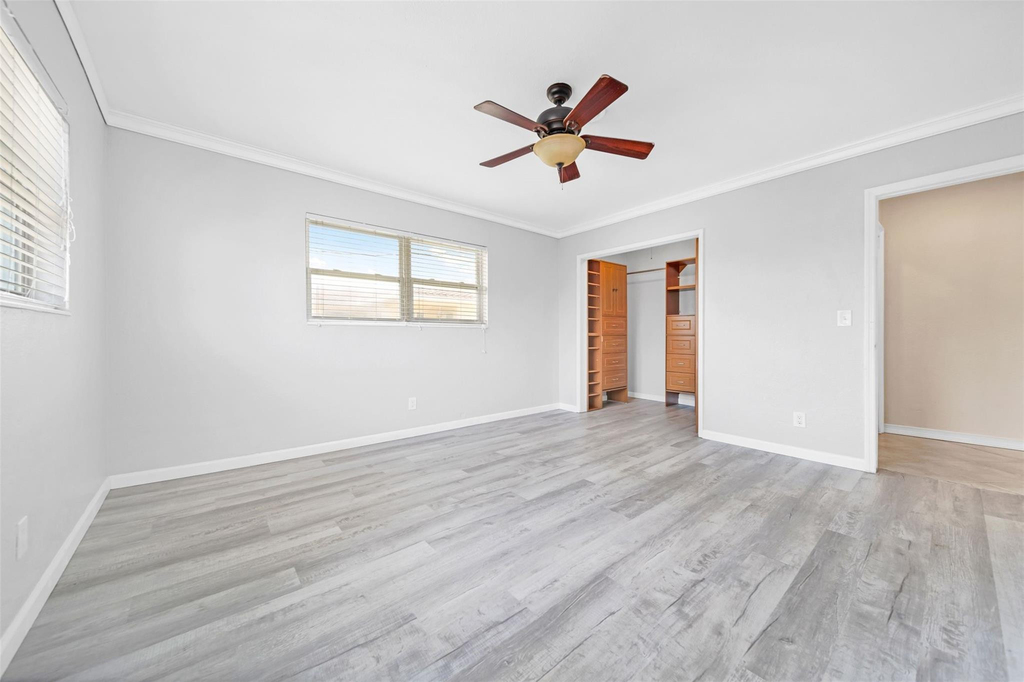2591 Ne 55th Court - Photo 10