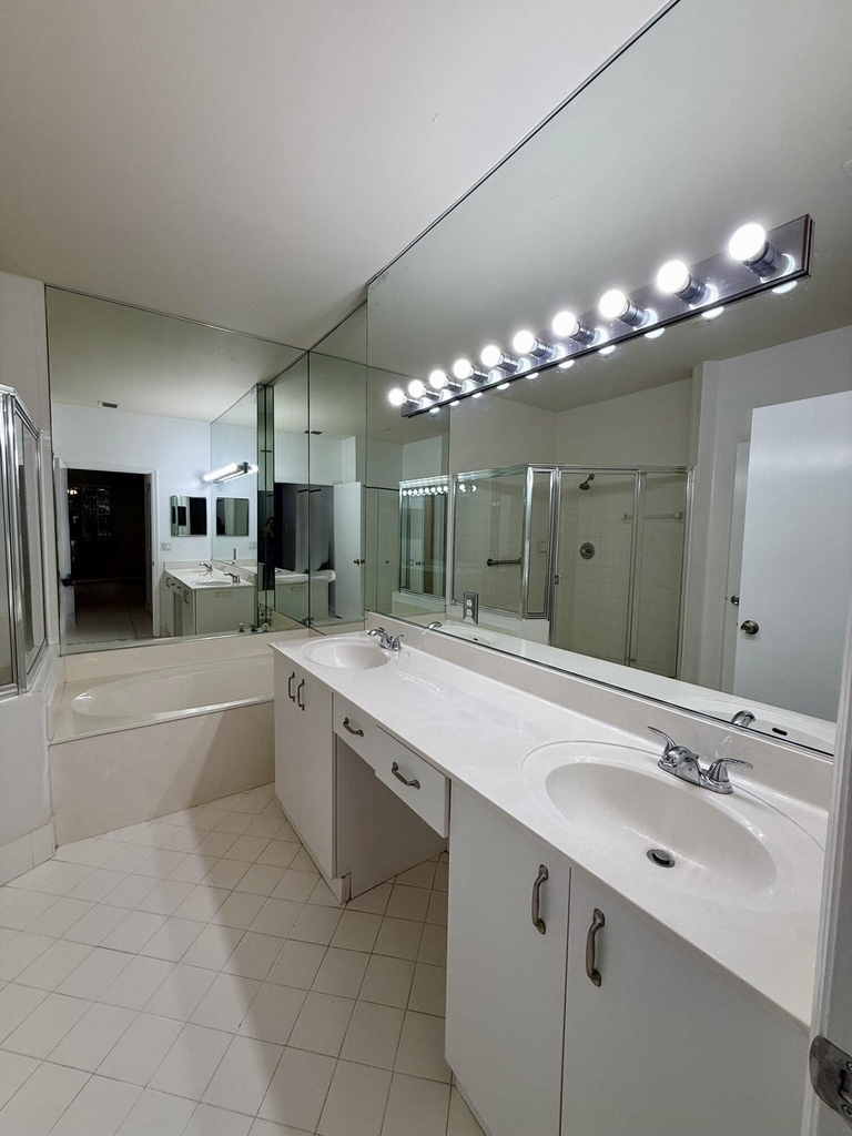 6769 Montego Bay Boulevard - Photo 19