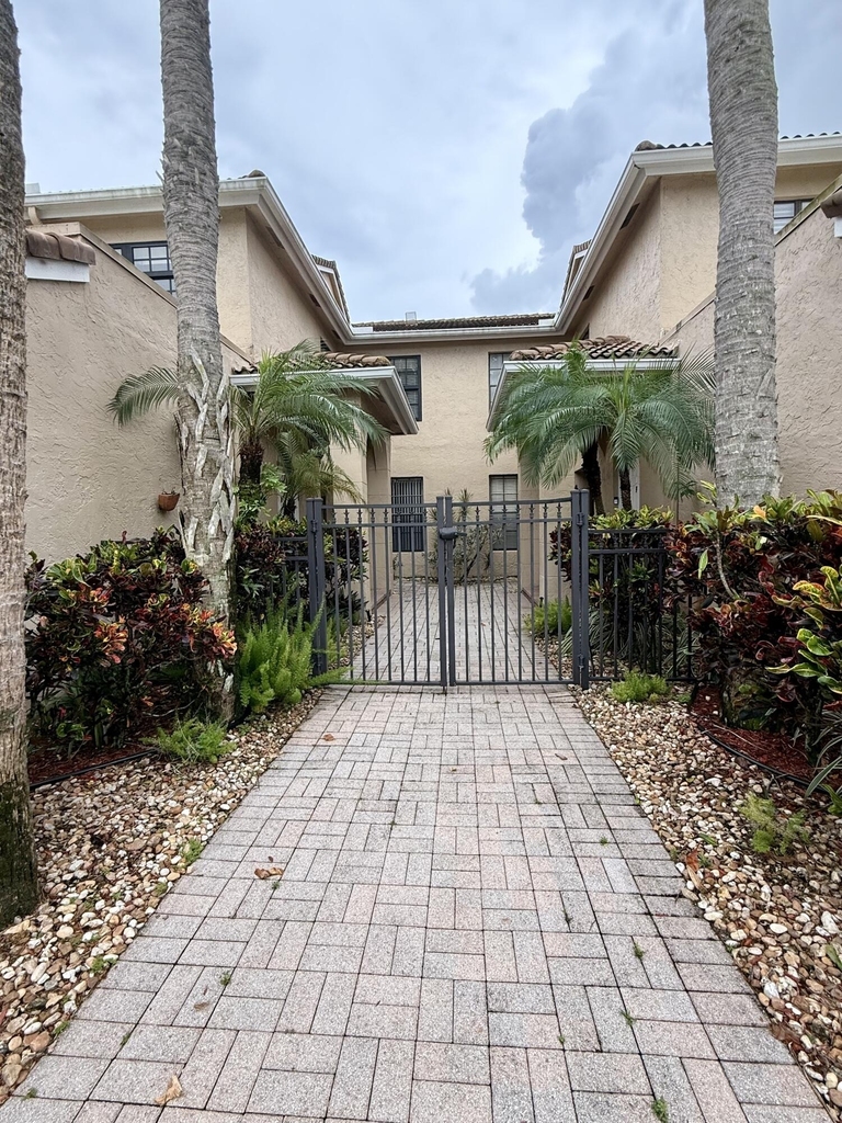 6769 Montego Bay Boulevard - Photo 30