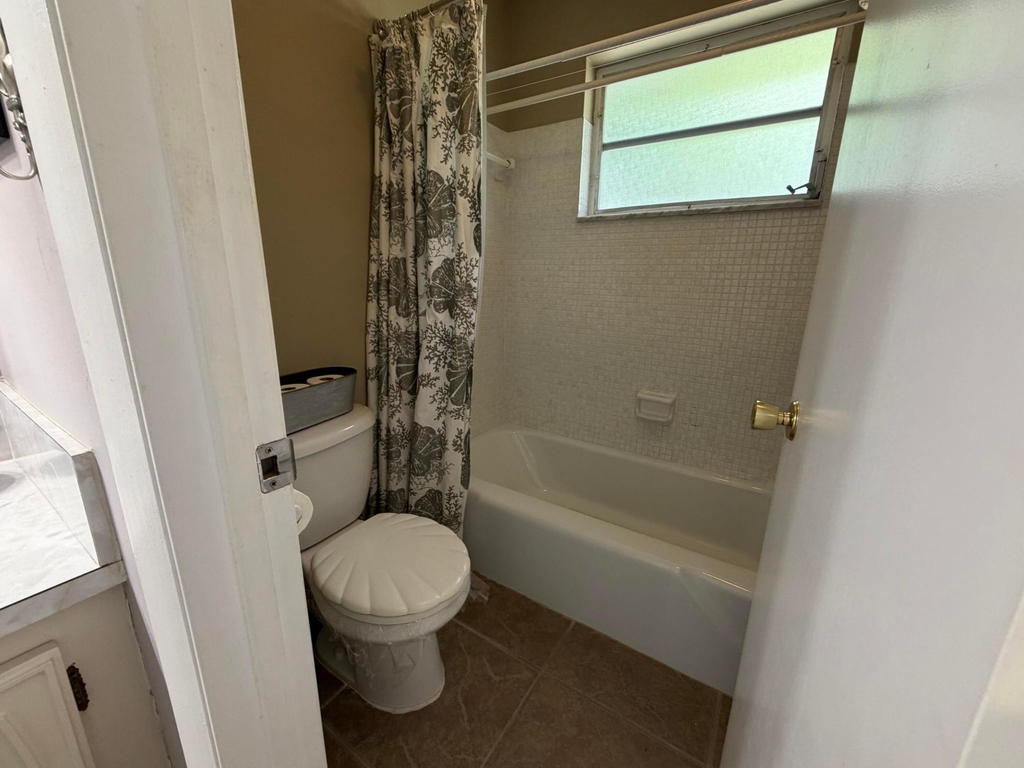 735 High Point Boulevard N - Photo 10