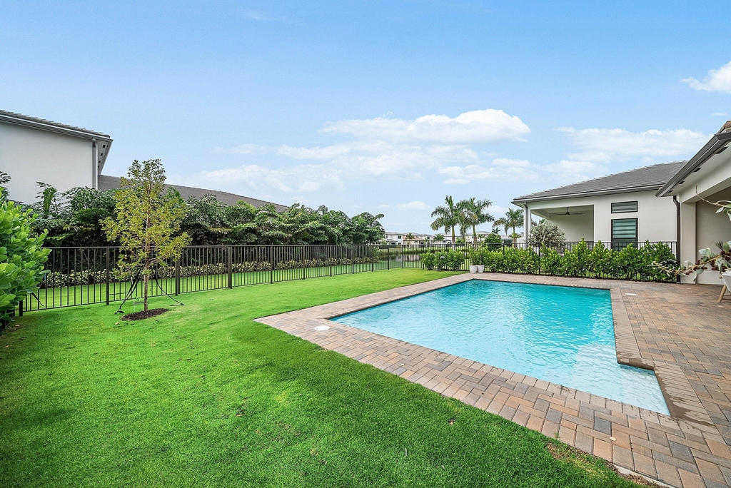 9366 Tangerine Coast Drive - Photo 30