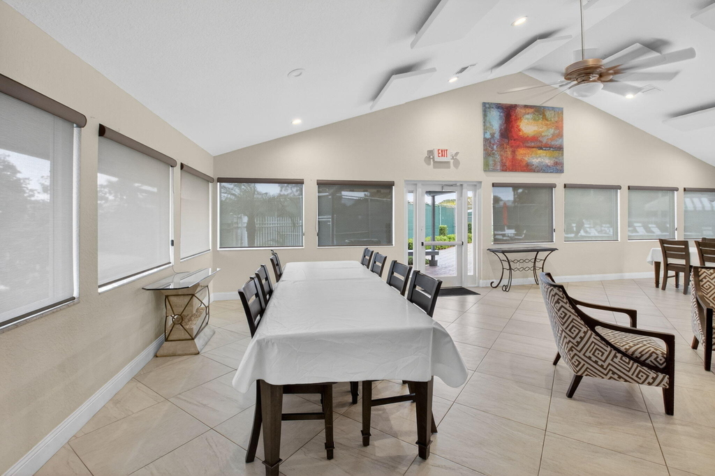 568 Sw 28th Avenue - Photo 63