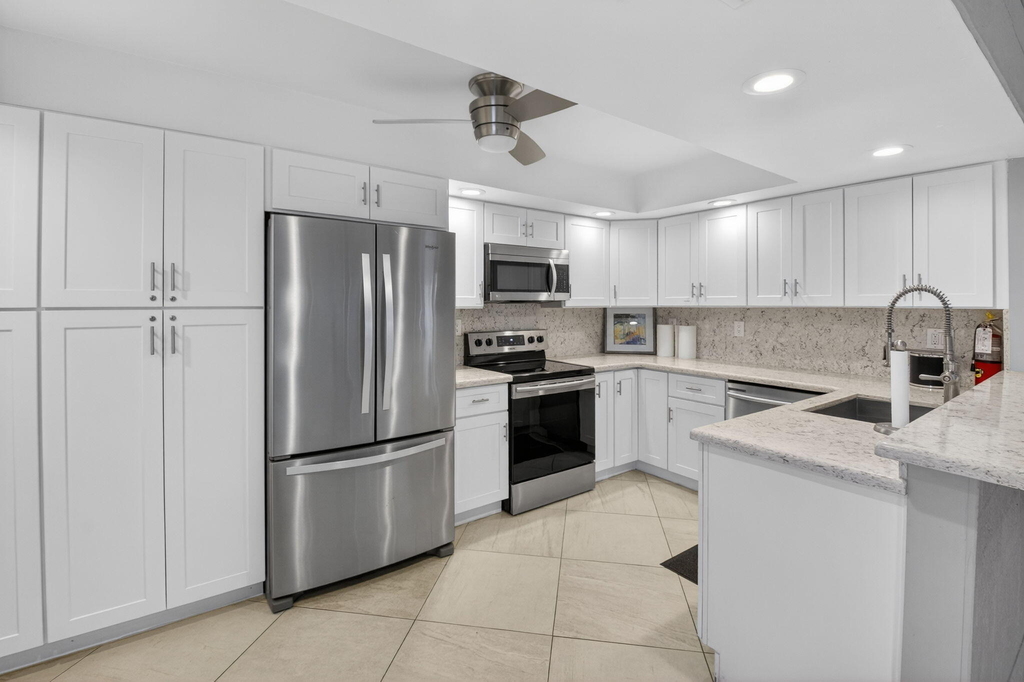 568 Sw 28th Avenue - Photo 68