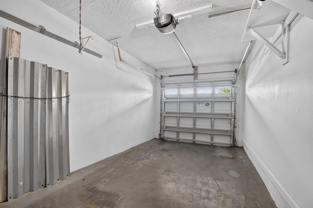 568 Sw 28th Avenue - Photo 43