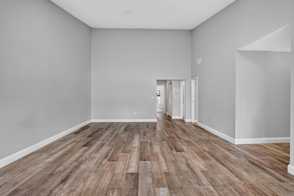 568 Sw 28th Avenue - Photo 16