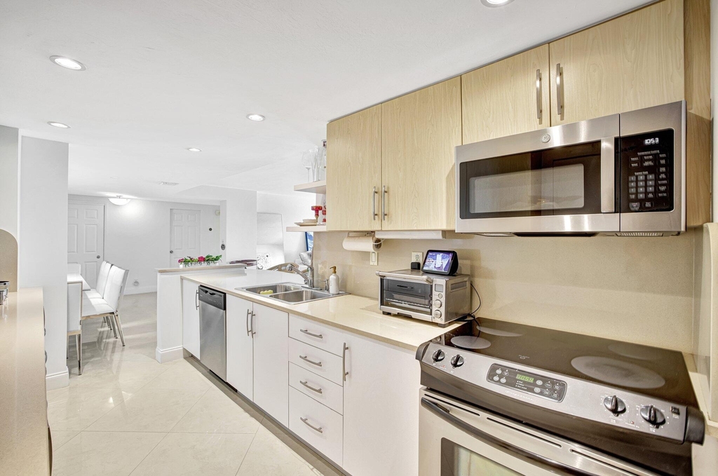 2100 S Ocean Drive - Photo 37