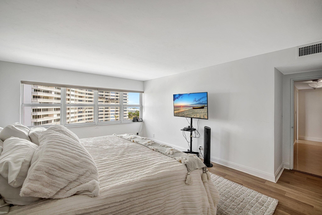 2100 S Ocean Drive - Photo 18