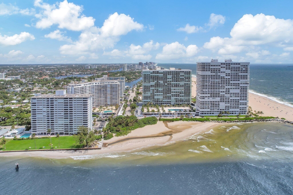 2100 S Ocean Drive - Photo 32