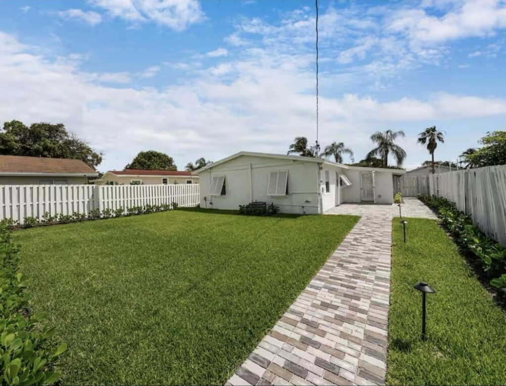 40 Sw 8th Avenue - Photo 8