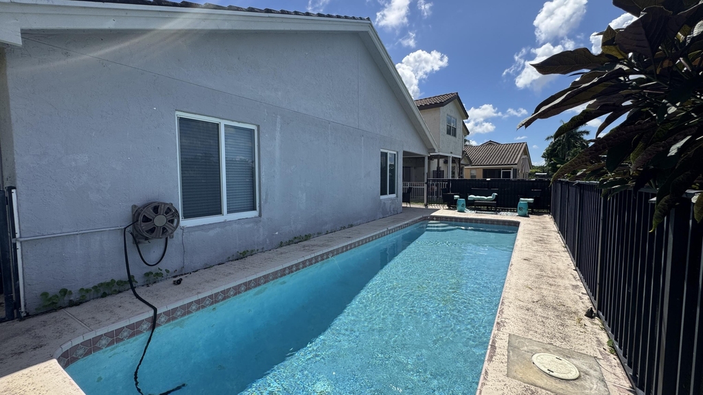 8610 Tourmaline Boulevard - Photo 25