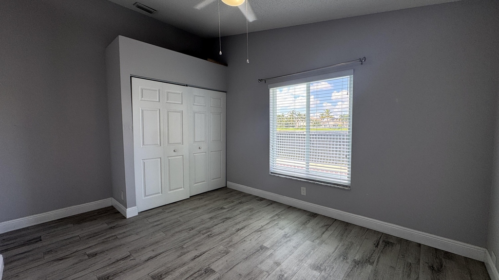 8610 Tourmaline Boulevard - Photo 18