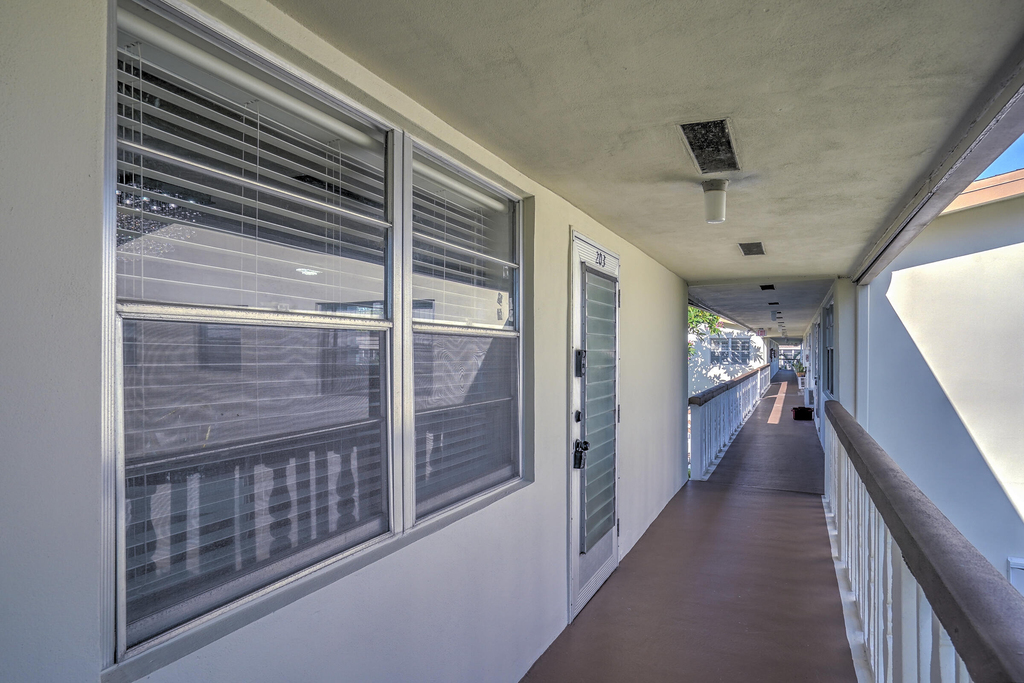 203 S Windsor I - Photo 45