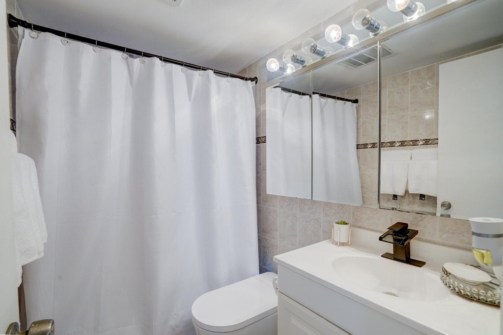 203 S Windsor I - Photo 21