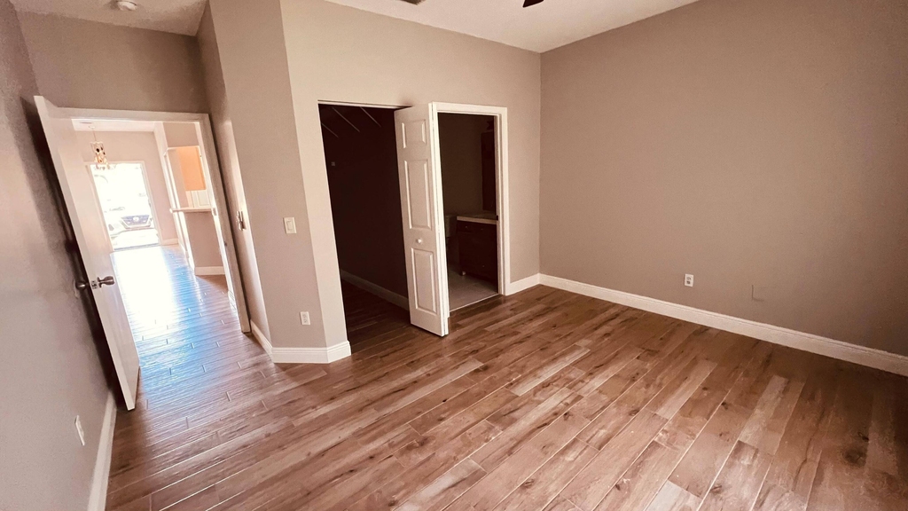 4737 Sw 13th Court - Photo 13