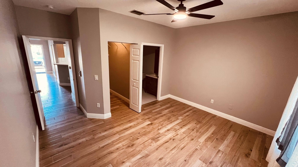 4737 Sw 13th Court - Photo 12