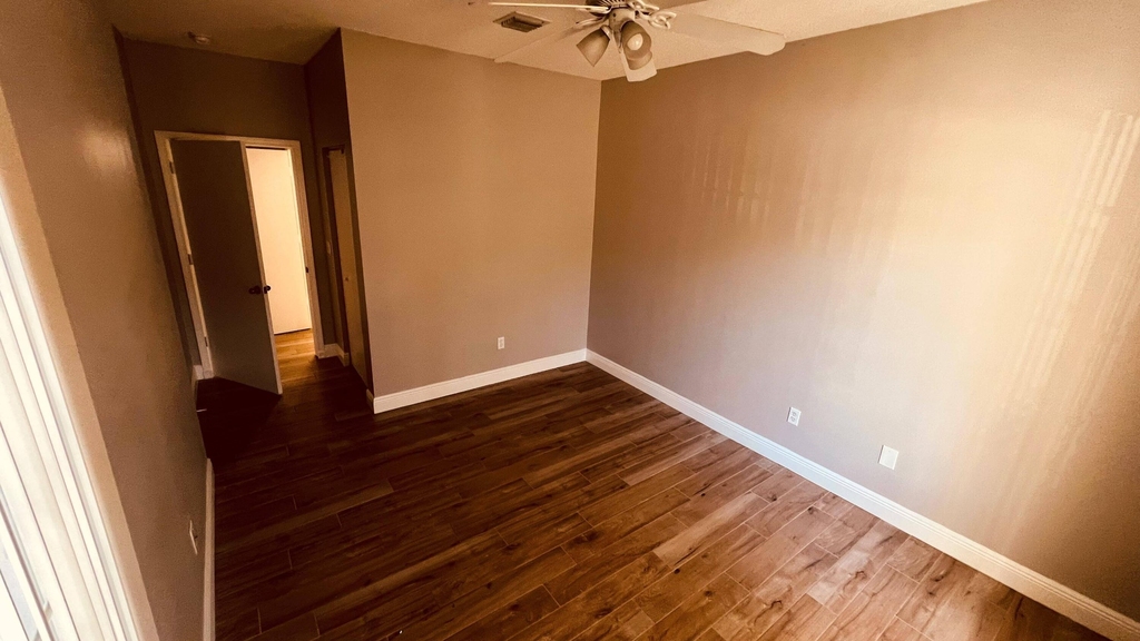 4737 Sw 13th Court - Photo 1