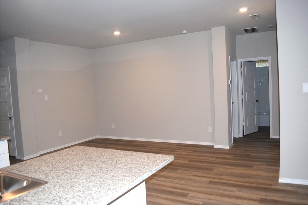 724 Rubicon Road - Photo 8