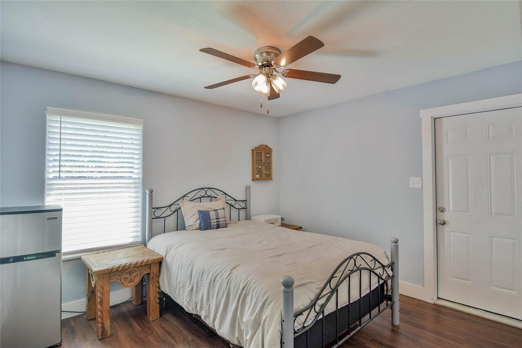 903 Comanche Cove Drive - Photo 10