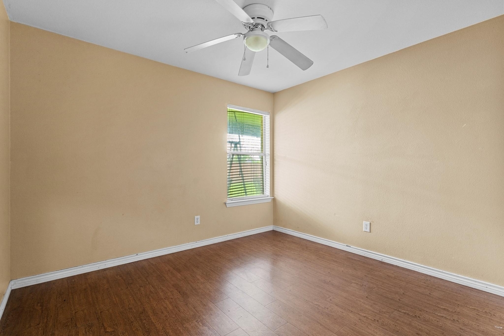 100 Lipan Street - Photo 18