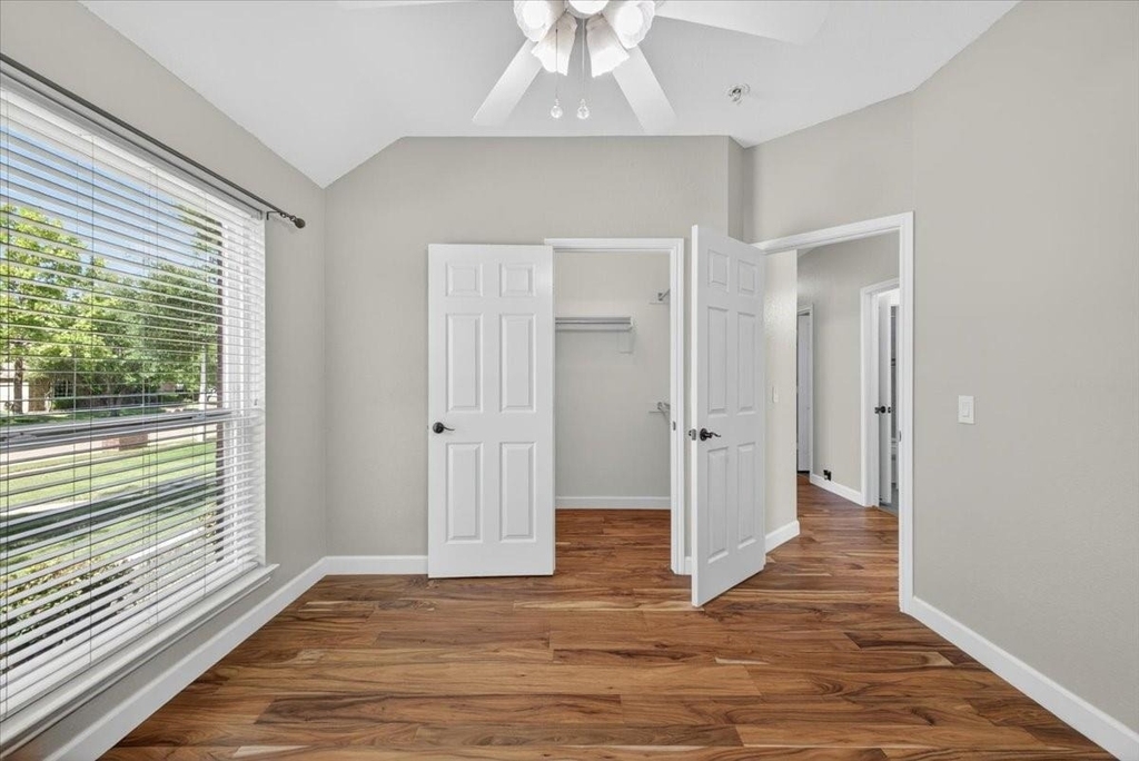 913 Chapel Drive - Photo 6