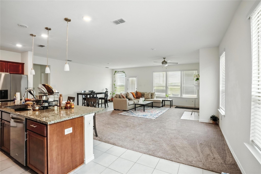 604 Bronze Forest Drive - Photo 3