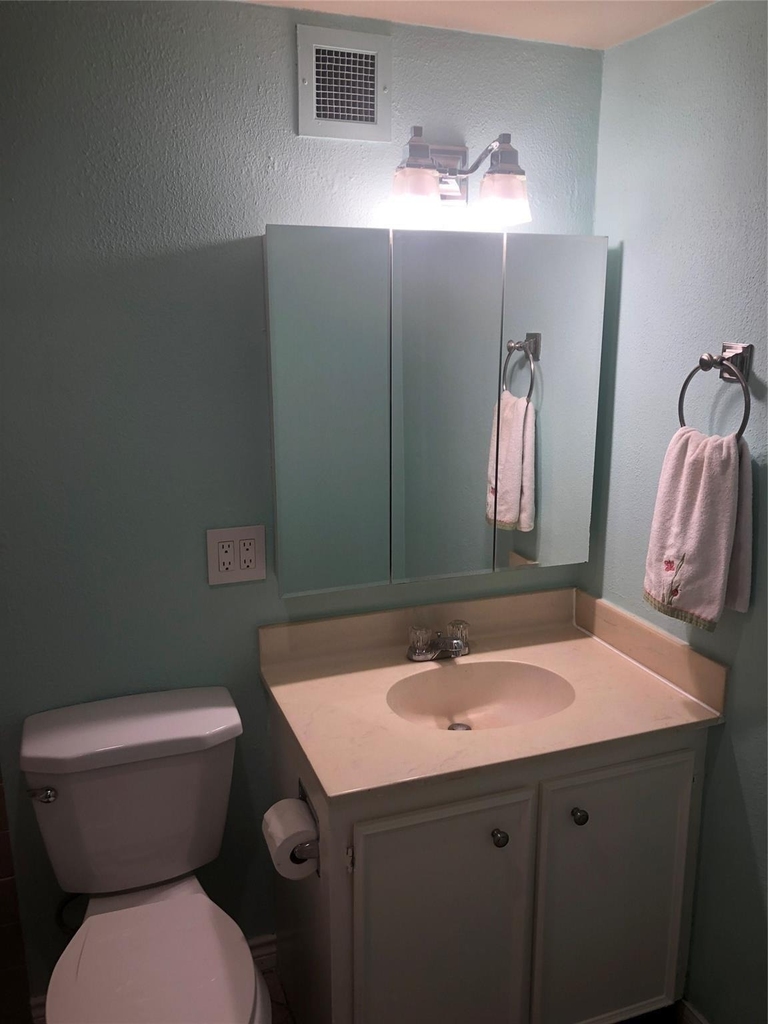 3883 Turtle Creek Boulevard - Photo 7