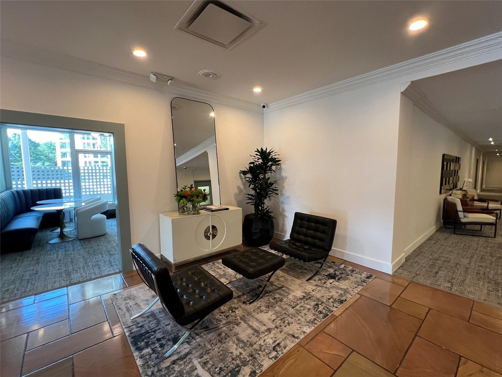 3883 Turtle Creek Boulevard - Photo 3