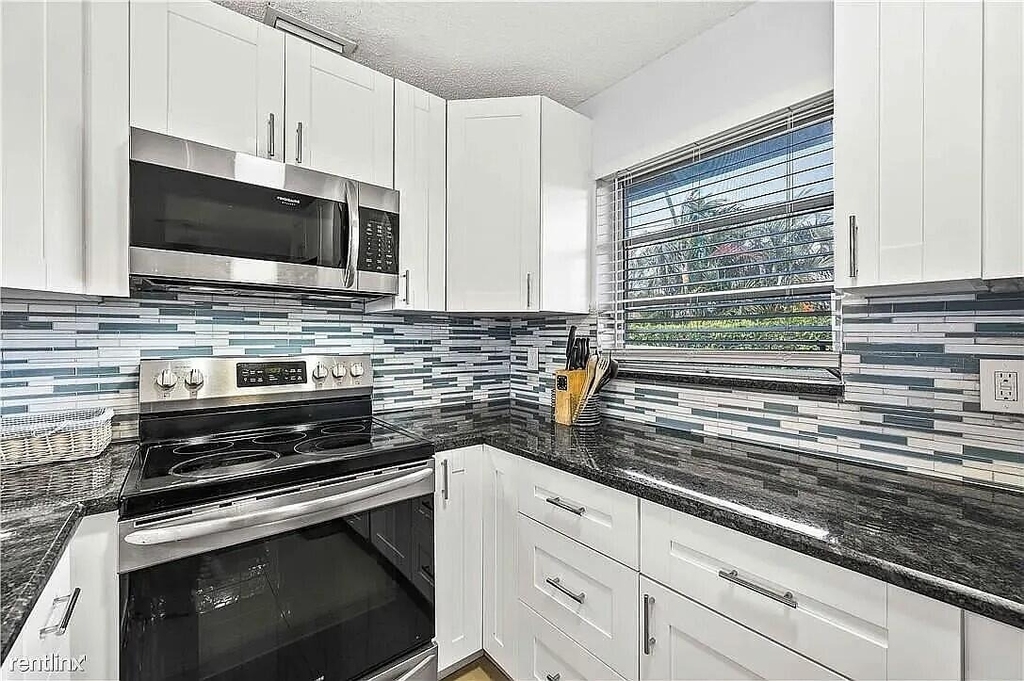 1607 Ne 15th Avenue - Photo 10