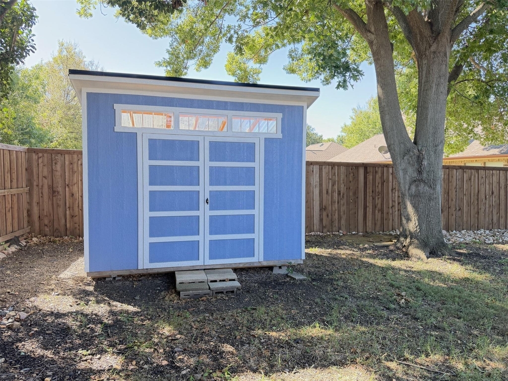 1905 Jasmine Street - Photo 31