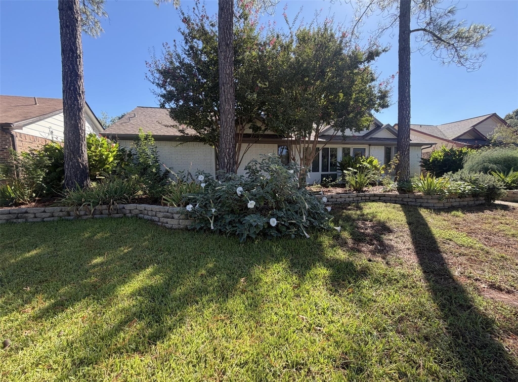 1905 Jasmine Street - Photo 3